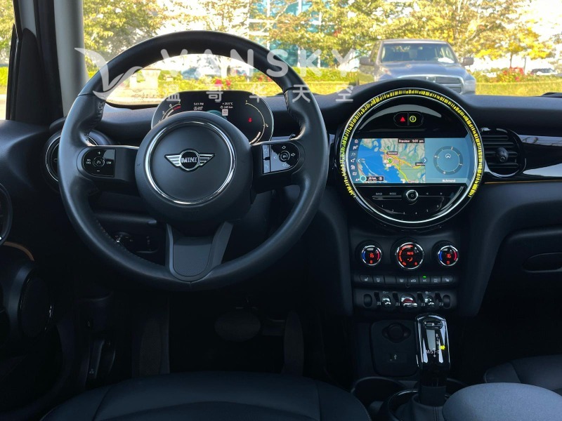 250924125338_2024 Mini Cooper 17.jpeg